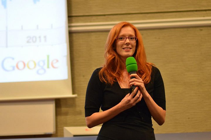 Elena Shubik představuje Camcadu