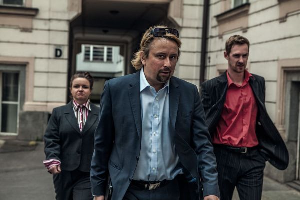 Kancelář Blaník je nejúspěšnější politickou satirou současnosti