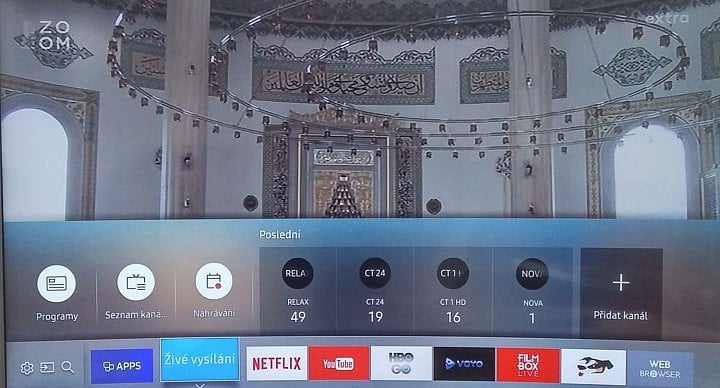 Ovládání je zcela přepracované a ústředním vstupem je nabídka na tlačítku domečku – Home.