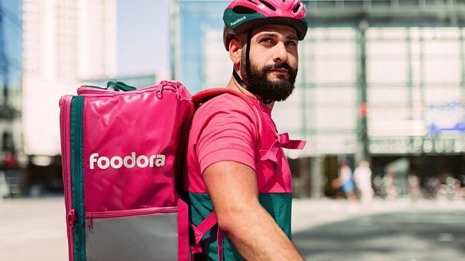 Foodora - DámeJídlo - kurýr