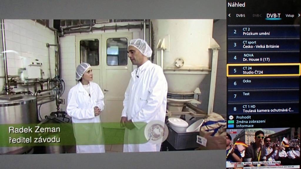 Jedna z několika možností jak vyvolat zobrazení ze dvou tunerů. Další je například přes domácí obrazovku, či obrazovku půlenou. 