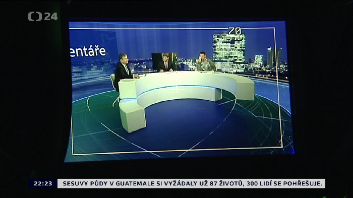 Zpravodajská relace Události, komentáře z virtuálního studia