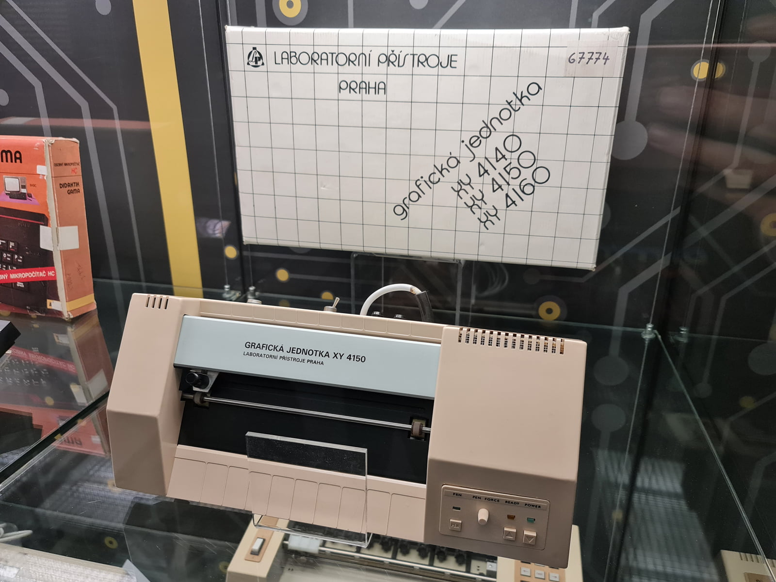 Československé počítače, čipy a další výpočetní technika