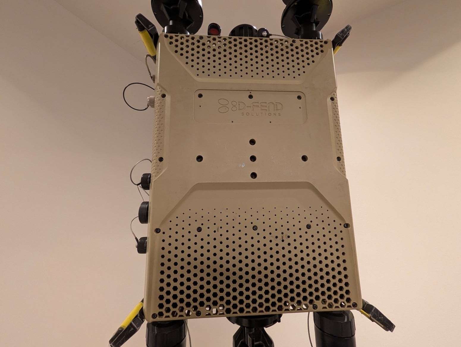 Protidronový systém od společnosti D-Fend Solutions