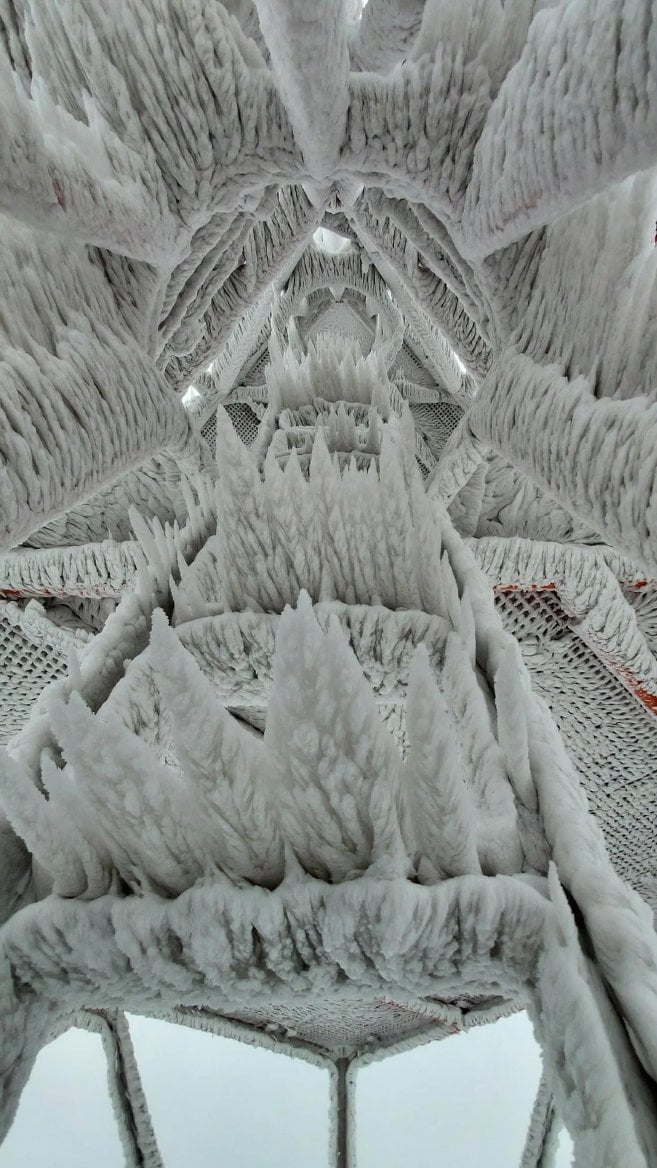 Námraza na mobilních vysílačích O2 a CETIN