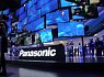 Obří stěna složená z televizorů Panasonic