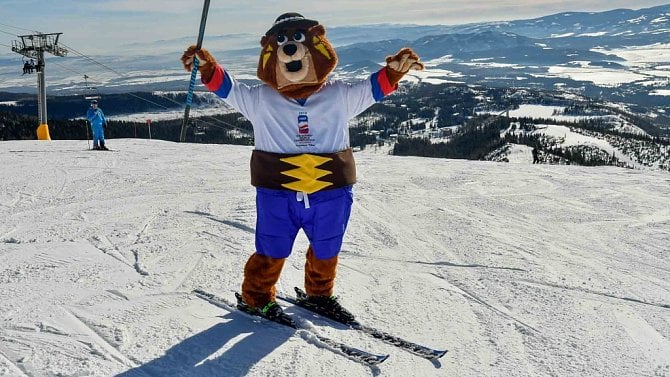 Macejko, maskot mistrovství světa v hokeji 2019