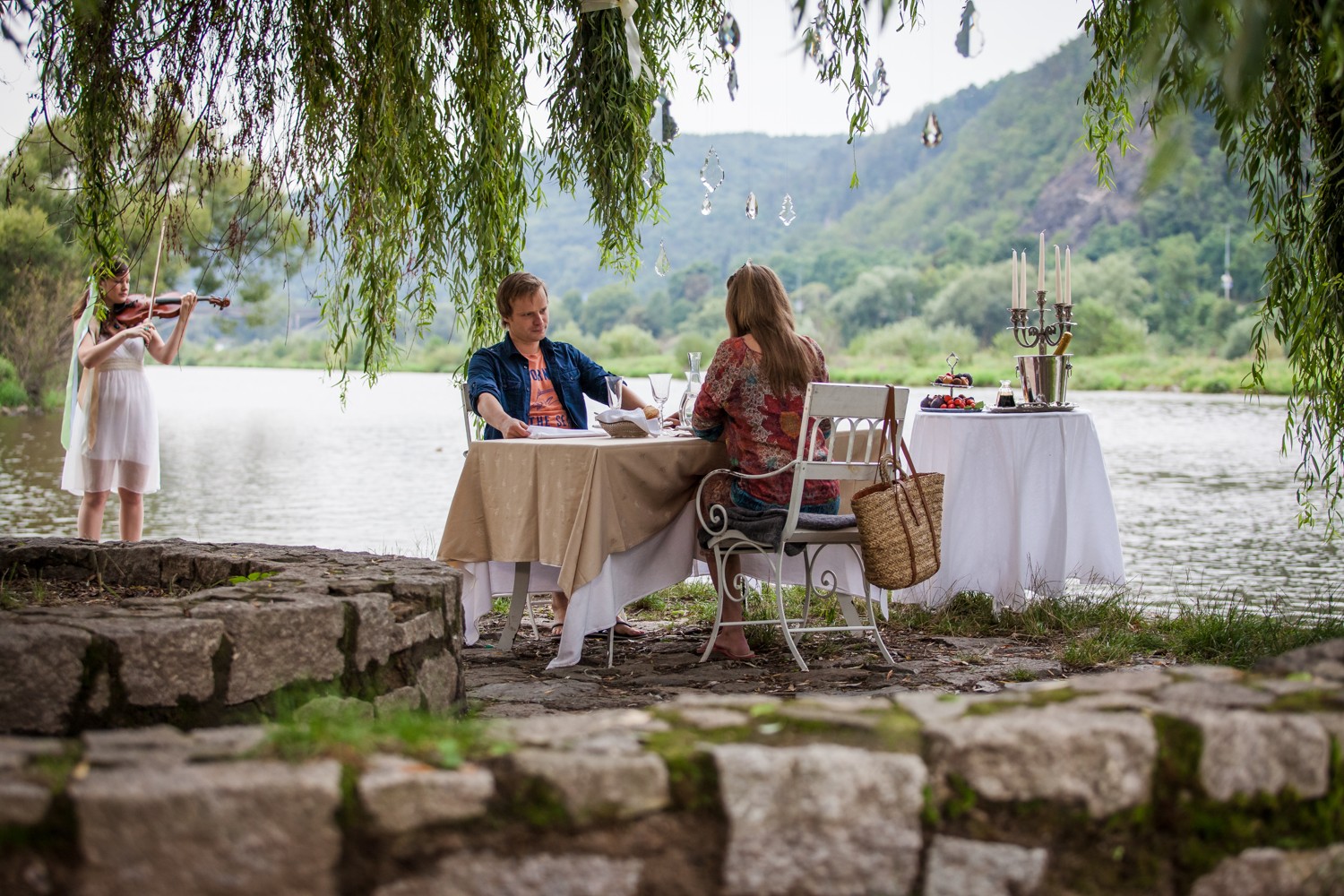 Seriál Neviditelní o pátečních podzimních večerech na ČT 1