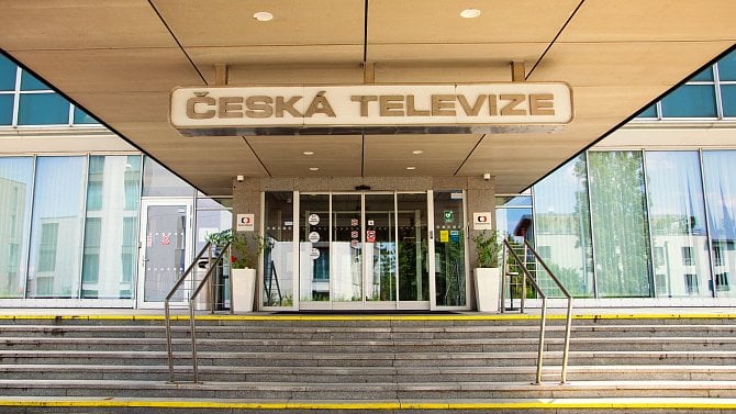 Česká televize, ČT