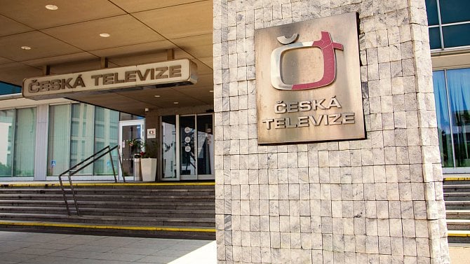 Česká televize, ČT